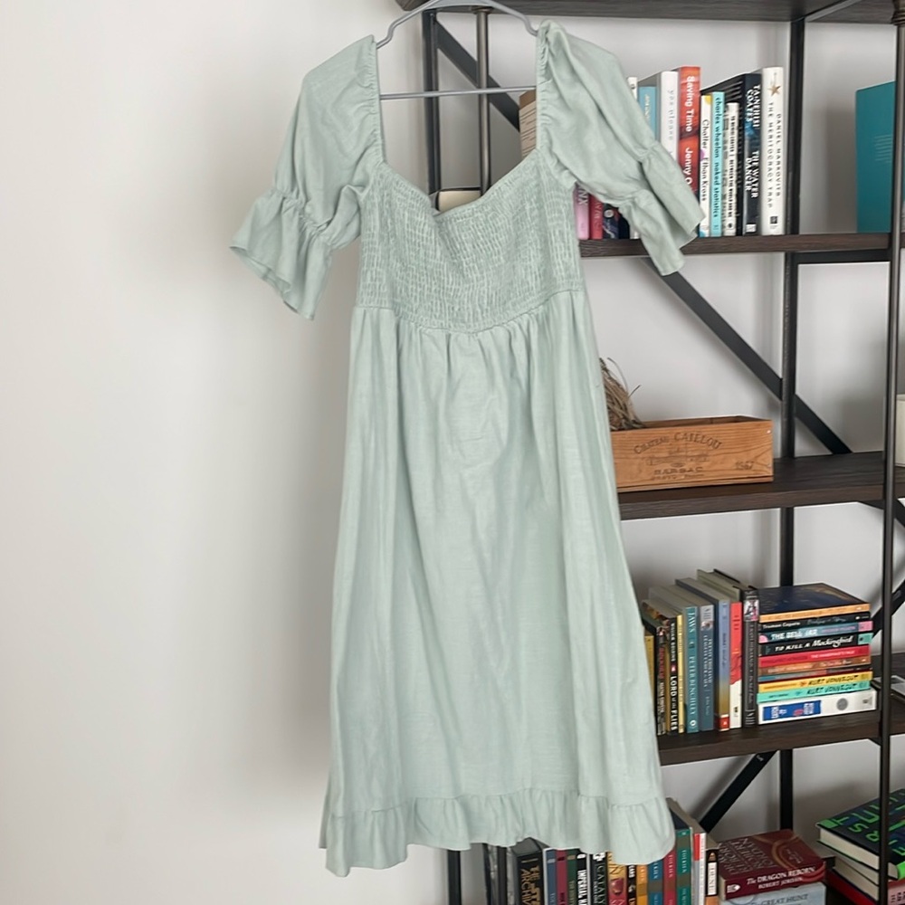 Light mint green off the shoulder midi boho dress. Size L.